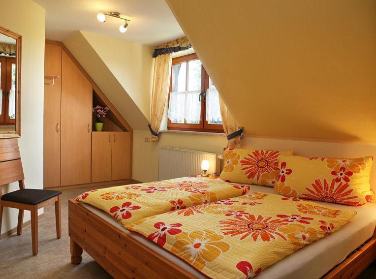 Spielzeugmacherhaus Neuhausen  Luaran gambar